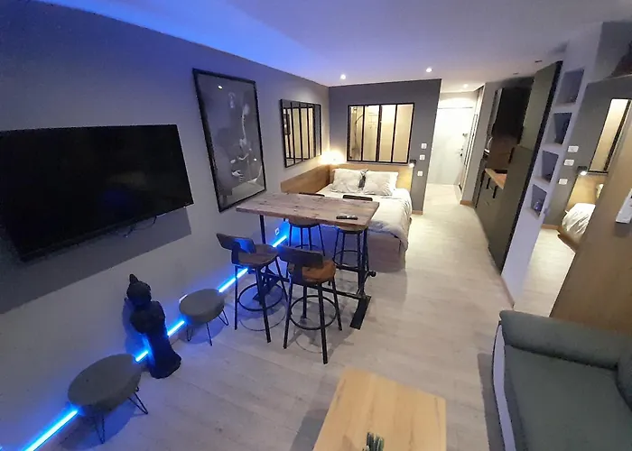 Village Naturiste Sensuel آجد